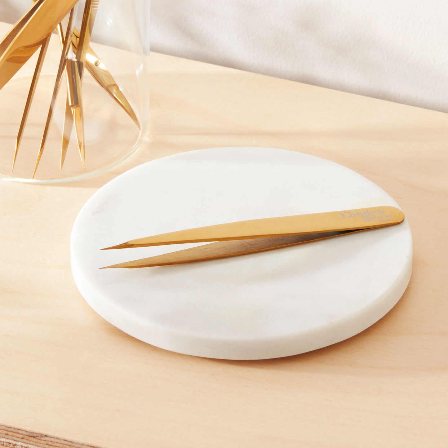 Pointed precision brow tweezer – professional eyebrow grooming tool – London Beauty Company