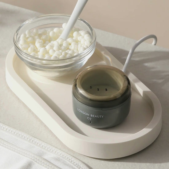 Compact waxing kit for brows and lips – travel-friendly and salon-quality results wherever you are.