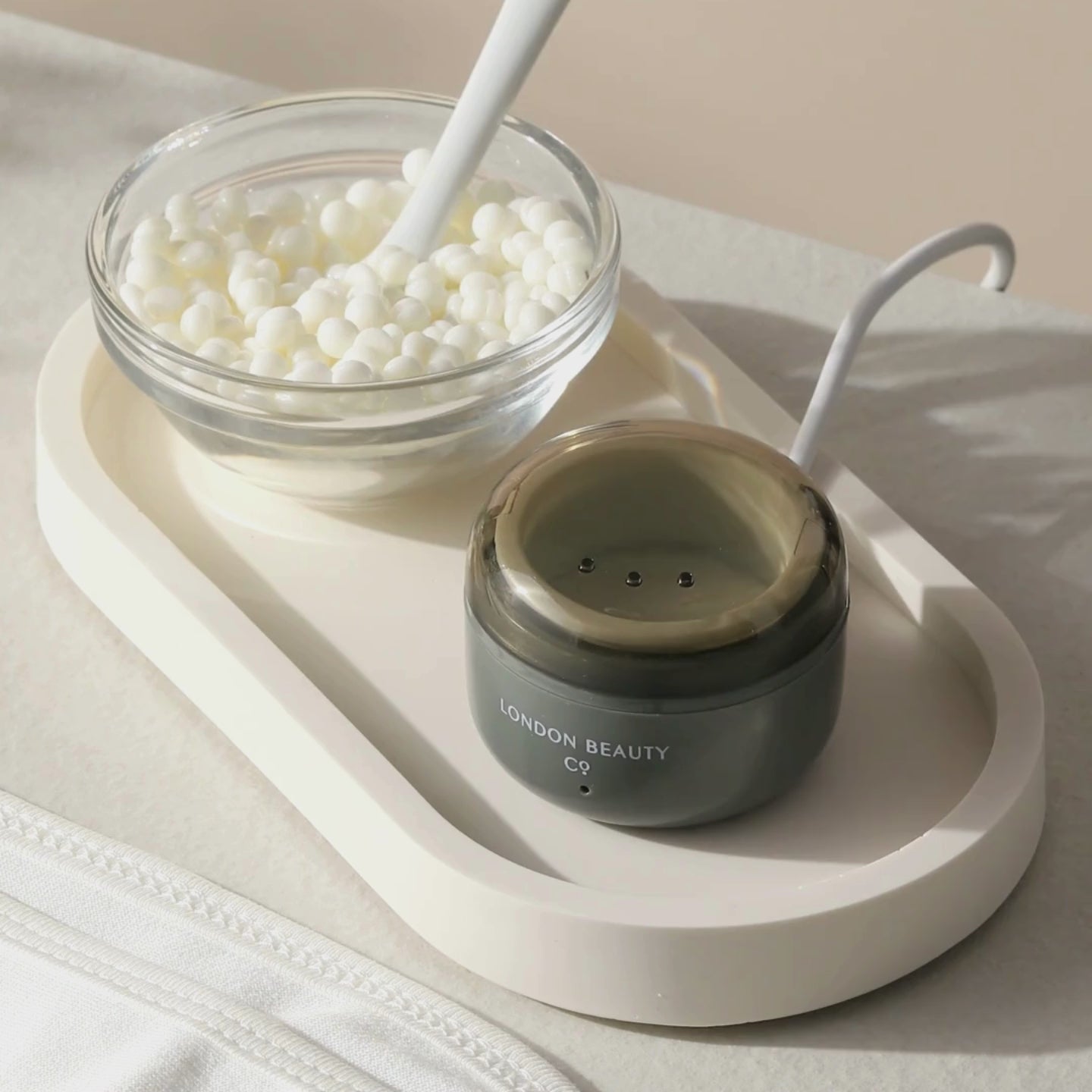 Compact waxing kit for brows and lips – travel-friendly and salon-quality results wherever you are.